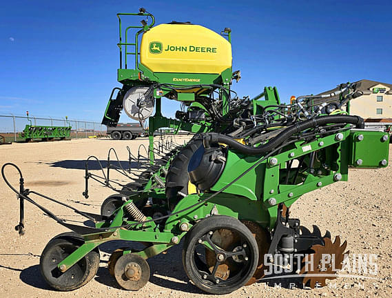 Image of John Deere 1725C Image 1