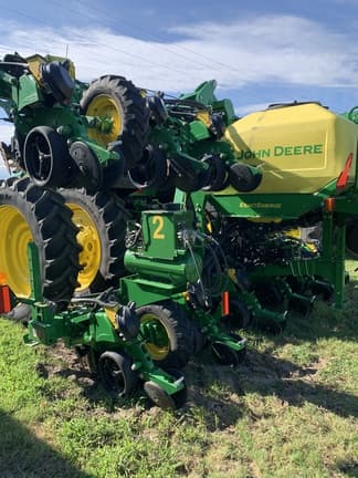 Main image John Deere 1725