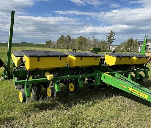 Image of John Deere 1755 equipment image 4