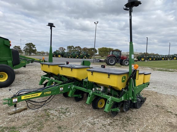 SOLD - 2023 John Deere 1755 Stock No. A0010861 Planting with 6
