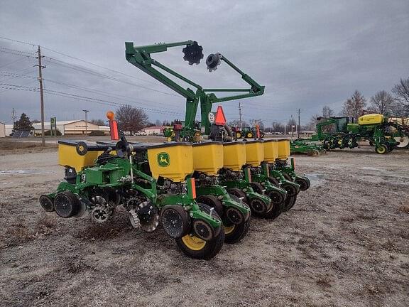 Image of John Deere 1765 equipment image 3