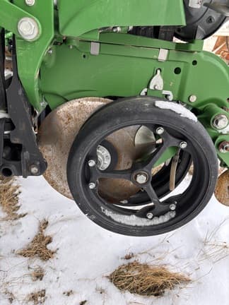 Image of John Deere 1770 equipment image 4