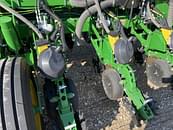 Thumbnail image John Deere 1775 3