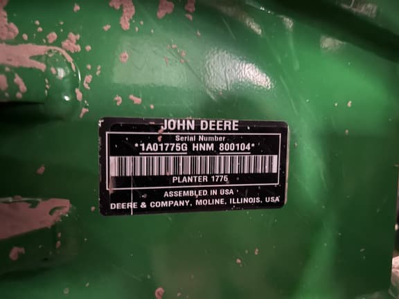 Image of John Deere 1775 equipment image 3