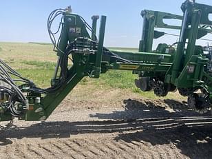 Main image John Deere 1775 7