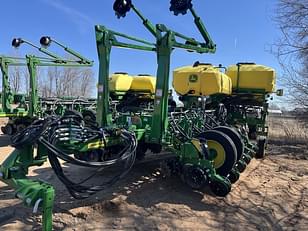 Main image John Deere 1775 0