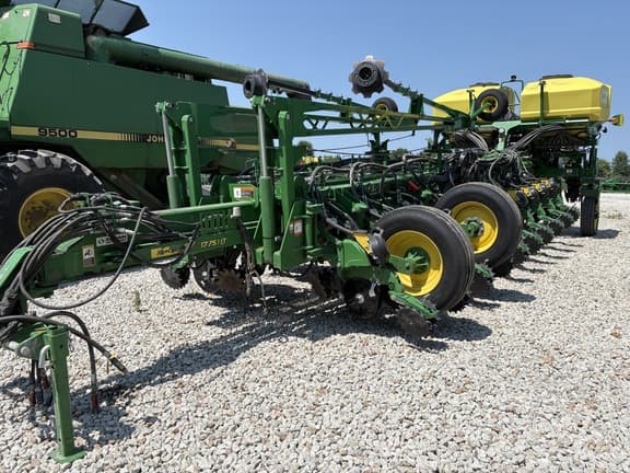 Image of John Deere 1775 Primary image