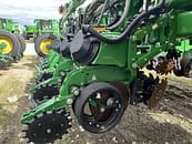 Thumbnail image John Deere 1775 10