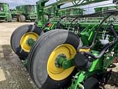 Thumbnail image John Deere 1775 6