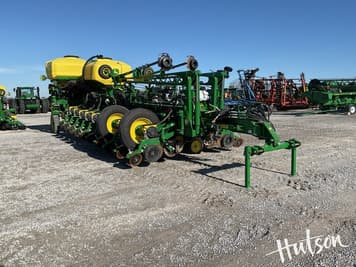 Main image John Deere 1775