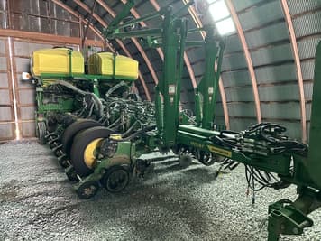 Main image John Deere 1775
