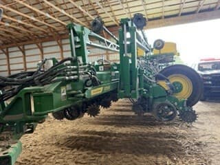 Image of John Deere 1775 Primary image