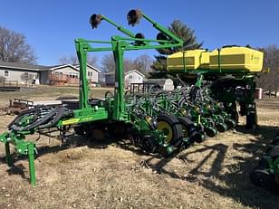 Main image John Deere 1775 0