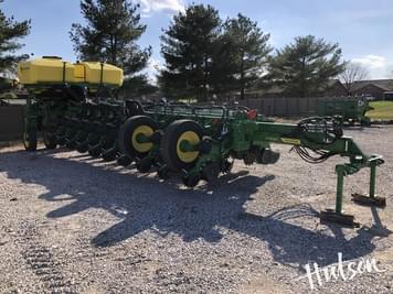 Main image John Deere 1775