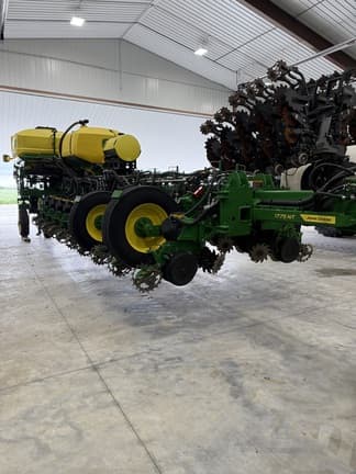 Main image John Deere 1775