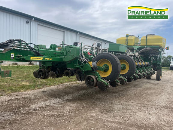 2023 John Deere 1775 Equipment Image0