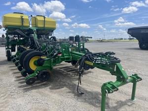 2023 John Deere 1775 Image