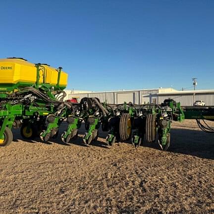 Image of John Deere 1775 Image 0