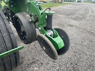 Main image John Deere 1775 18