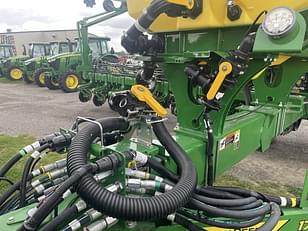 Main image John Deere 1775 8