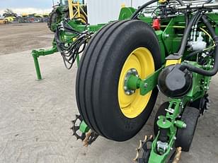 Main image John Deere 1775 19