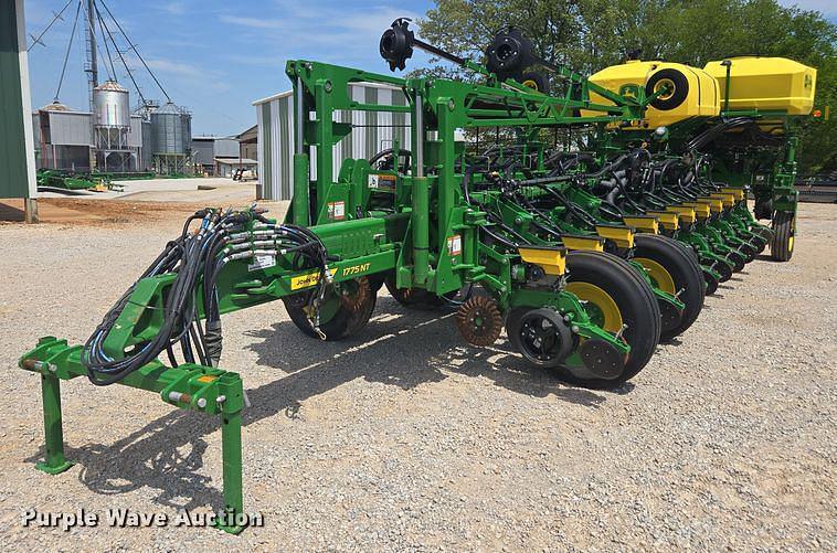 Image of John Deere 1775 Primary image