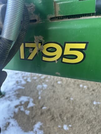 Image of John Deere 1795 equipment image 4