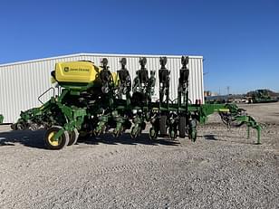 Main image John Deere 1795 8