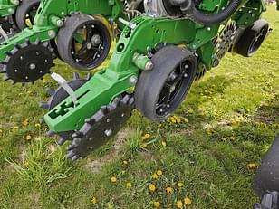 Main image John Deere 1795 16