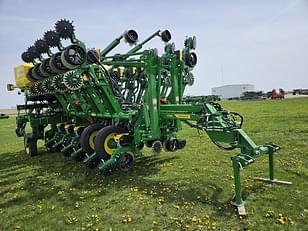 Main image John Deere 1795 7