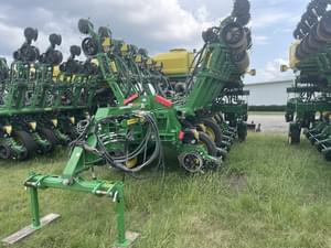 2023 John Deere 1795 Image