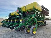 Thumbnail image John Deere 1795 4