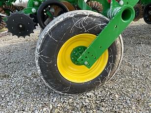 Main image John Deere 1795 8