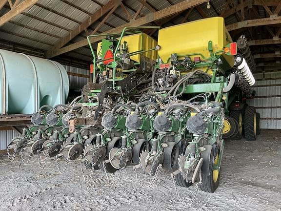 Image of John Deere 1795 Primary image