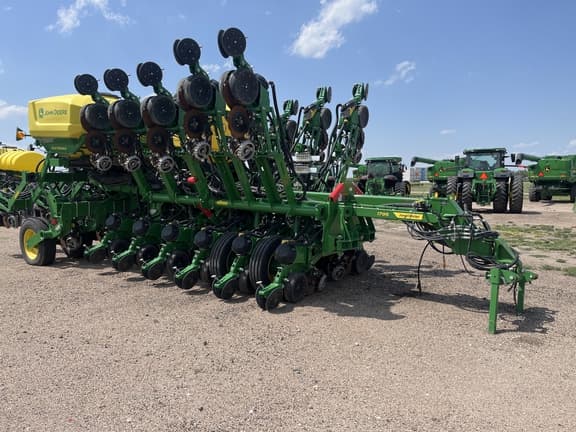 Image of John Deere 1795 Primary image