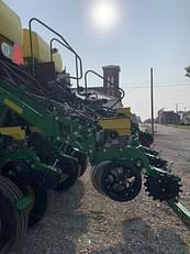 Main image John Deere 1795 9