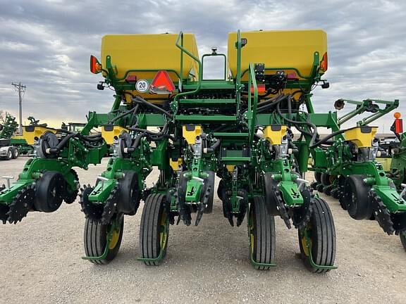 Image of John Deere 1795 equipment image 4