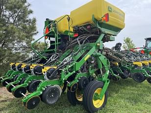 Main image John Deere 1795 11