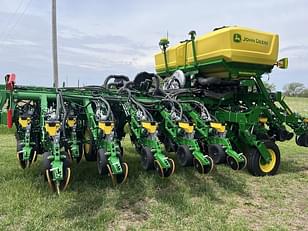 Main image John Deere 1795 9