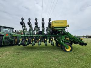 2023 John Deere 1795 Image