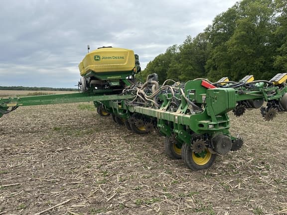 Image of John Deere 1795 Primary Image