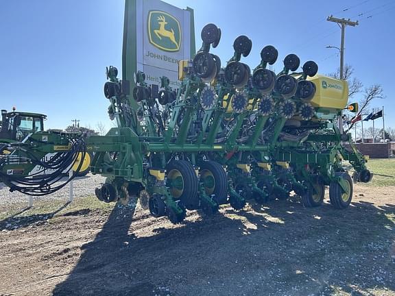 Image of John Deere 1795 Primary image