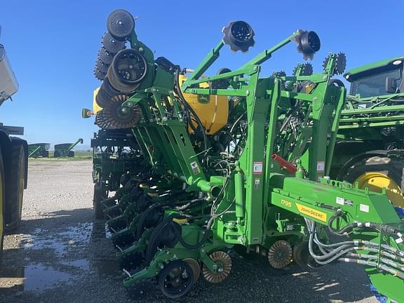 Image of John Deere 1795 Primary image