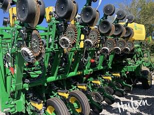 Main image John Deere 1795 9