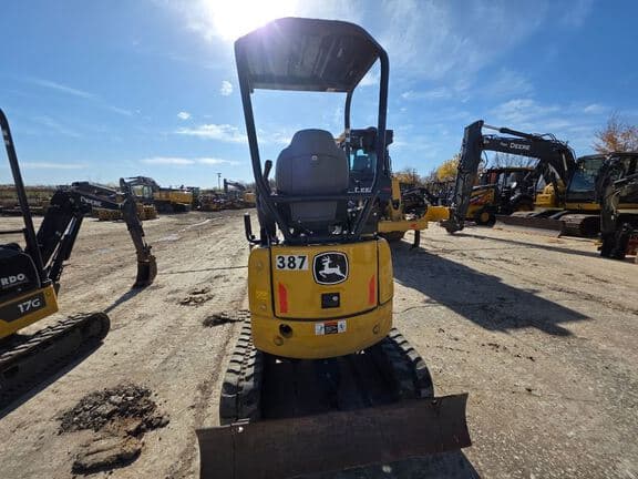 Image of John Deere 17G equipment image 2
