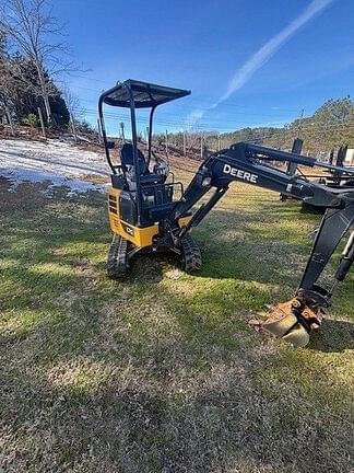 Image of John Deere 17G equipment image 1