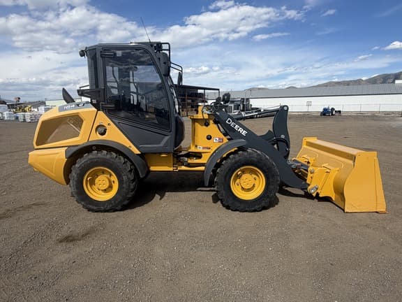 Image of John Deere 184G equipment image 3