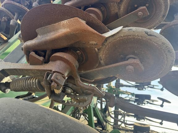 Image of John Deere 1890 equipment image 4