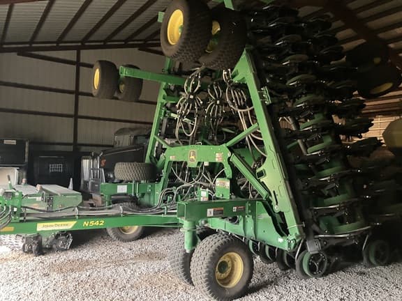 Image of John Deere 1910 equipment image 2