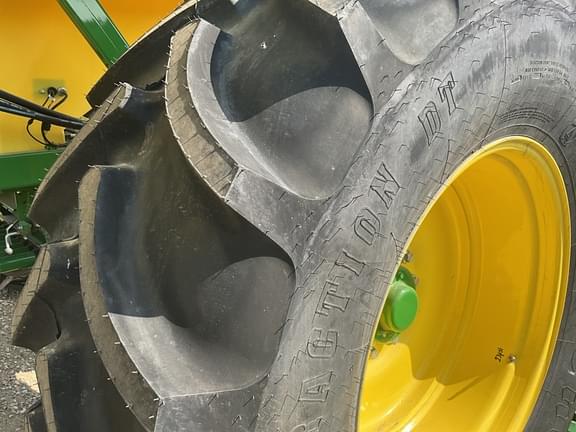 Image of John Deere 1910 equipment image 3